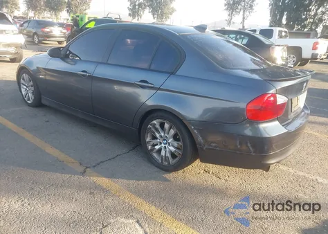 2006 BMW 325I z USA, uszkodzony, nr VIN WBAVB13596PT22677